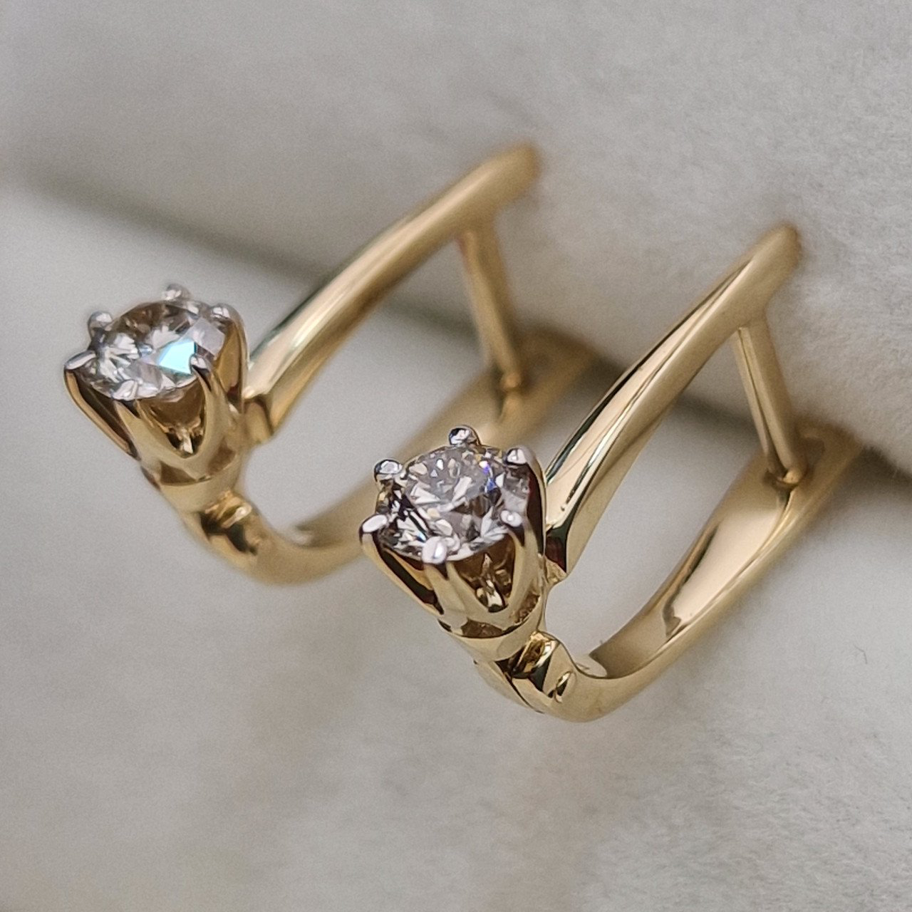 Серьги Deimantas 104188787 2,46гр 0,50ct. купить,NaN