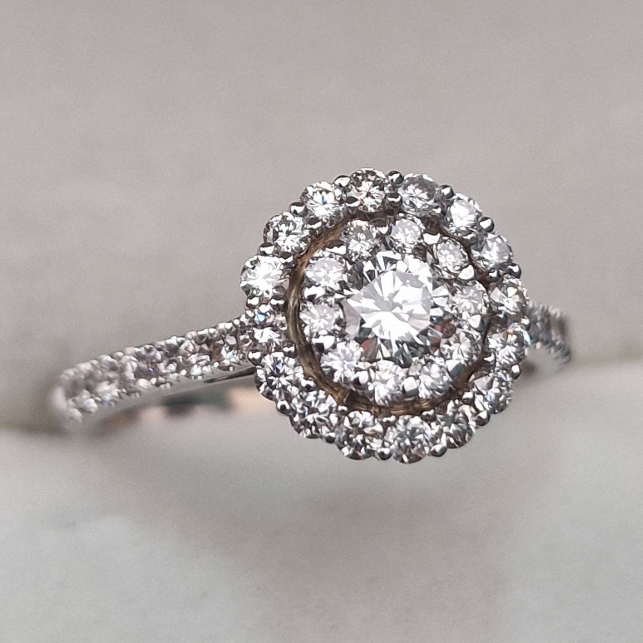 Кольцо Deimantas 104925397 17р 3,4гр 0,87ct. купить,NaN