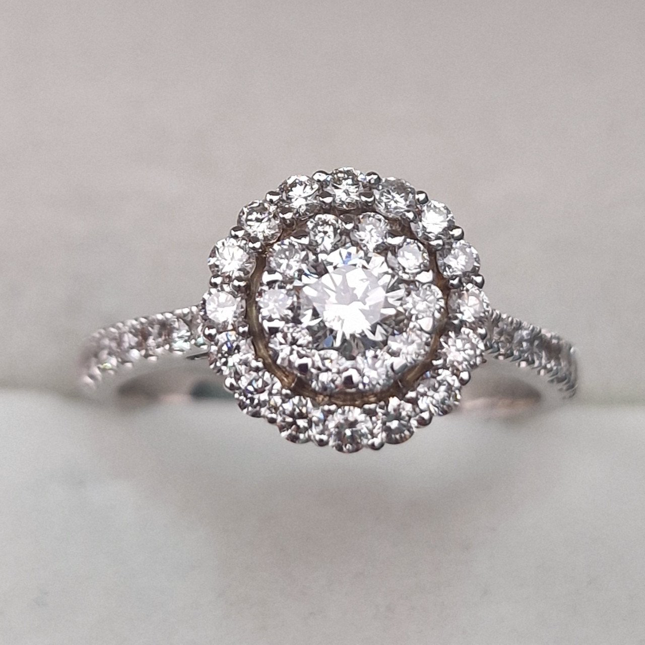 Кольцо Deimantas 104925397 17р 3,4гр 0,87ct. купить,NaN