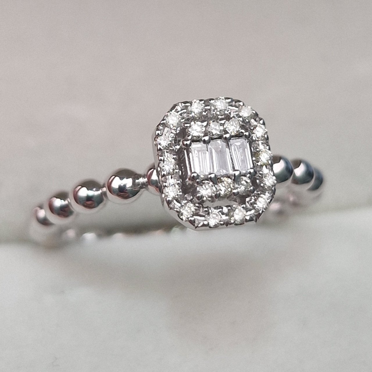 Кольцо Deimantas 104927093 16р 3,03гр 0,16ct. купить,NaN