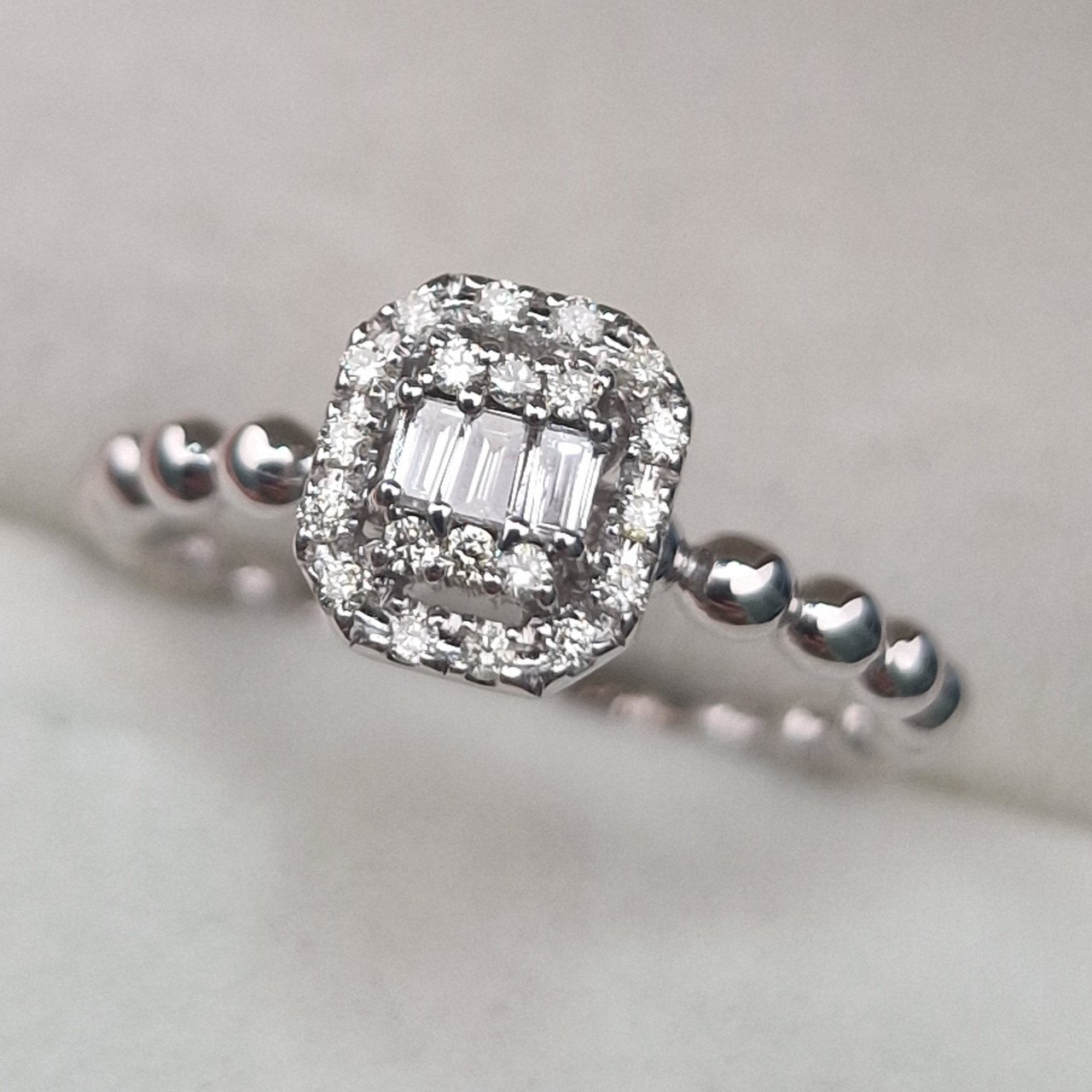 Кольцо Deimantas 104927093 16р 3,03гр 0,16ct. купить,NaN