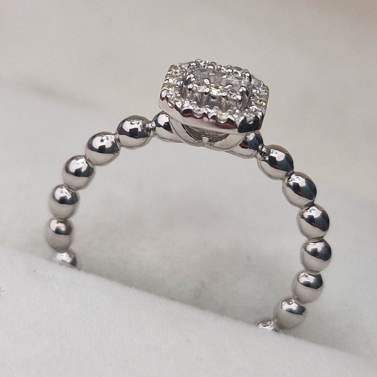 Кольцо Deimantas 104927093 16р 3,03гр 0,16ct. купить,NaN