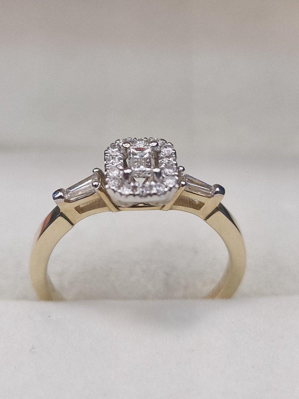 Кольцо Deimantas 104928264 17р 2,43гр 0,29ct. купить,NaN