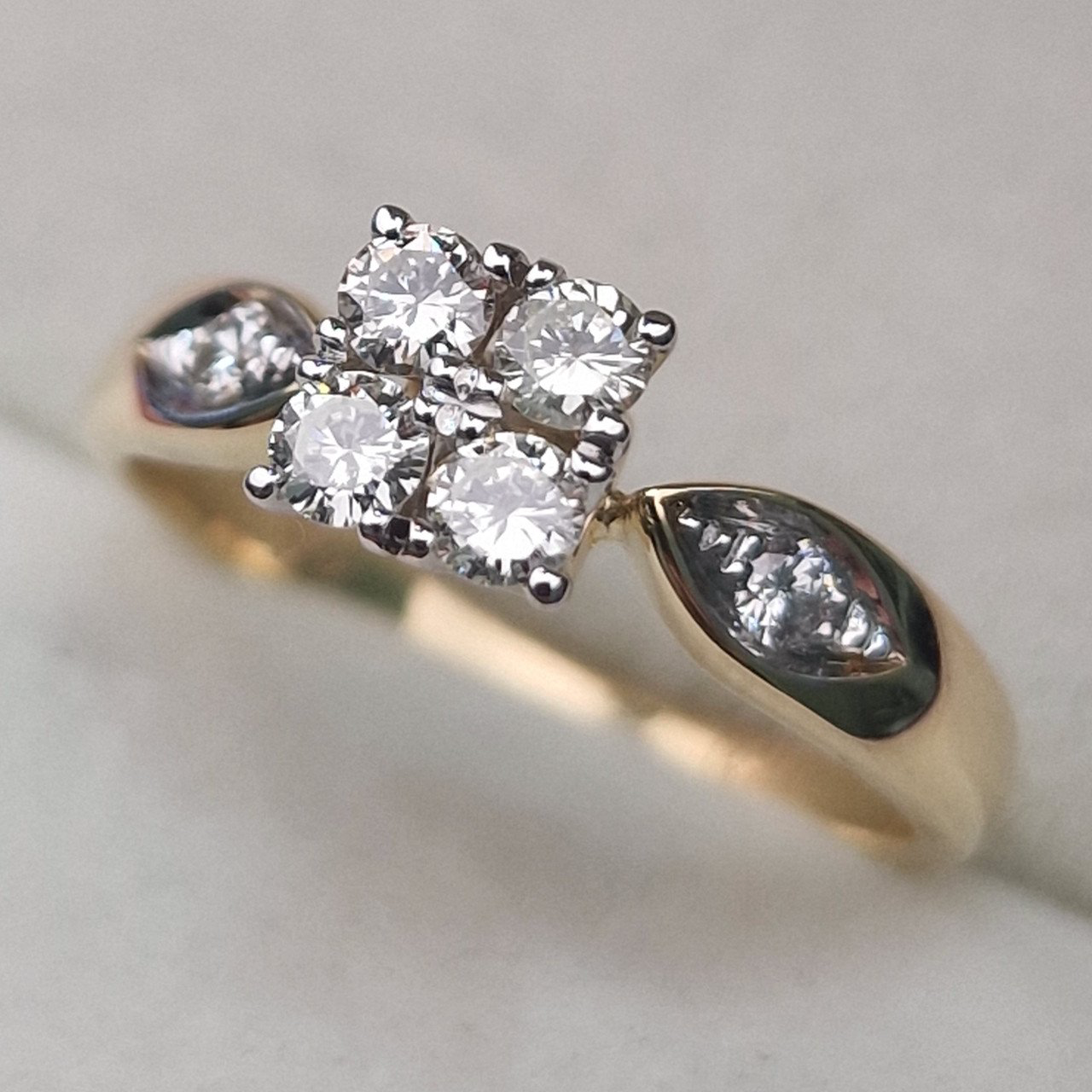 Кольцо Deimantas 104928310 17р 2,96гр 0,39ct. купить,NaN