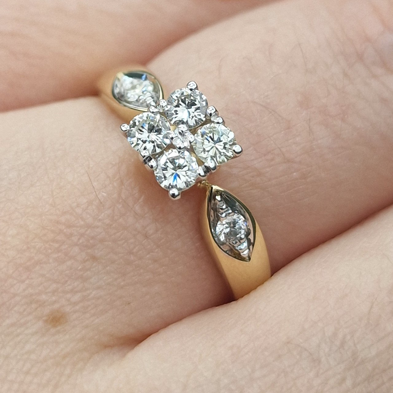 Кольцо Deimantas 104928310 17р 2,96гр 0,39ct. купить,NaN