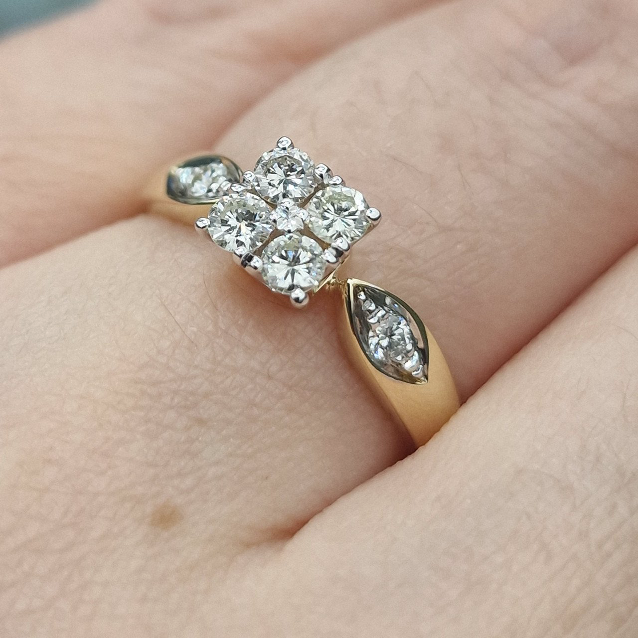 Кольцо Deimantas 104928310 17р 2,96гр 0,39ct. купить,NaN