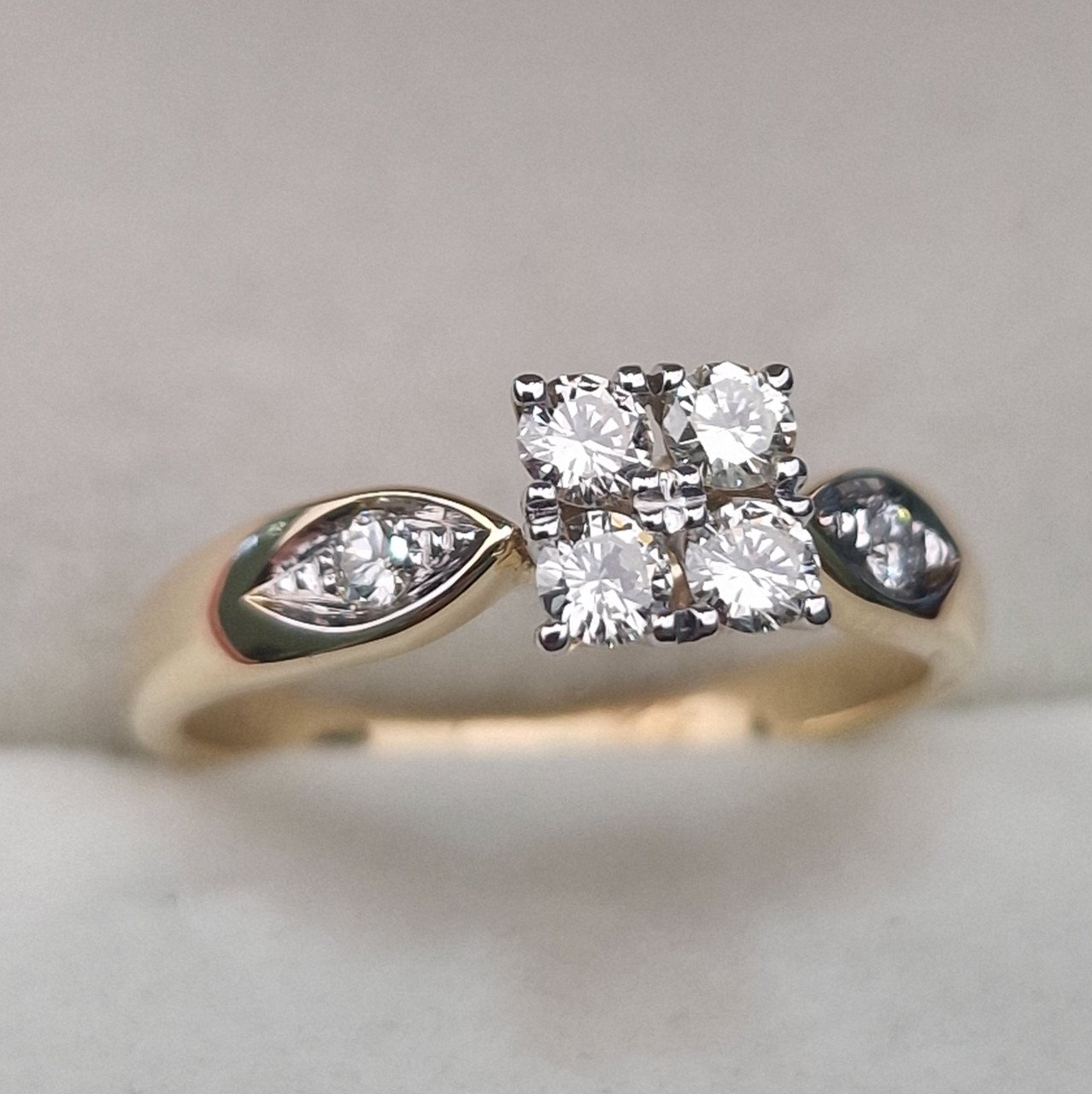 Кольцо Deimantas 104928310 17р 2,96гр 0,39ct. купить,NaN