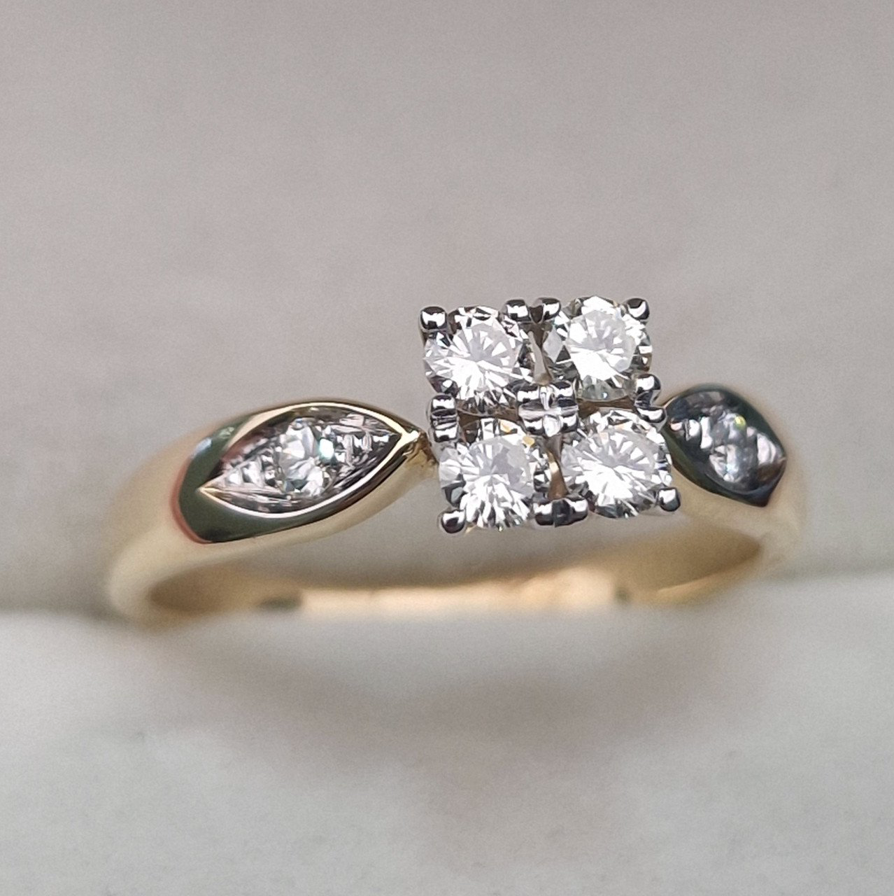 Кольцо Deimantas 104928310 17р 2,96гр 0,39ct. купить,NaN