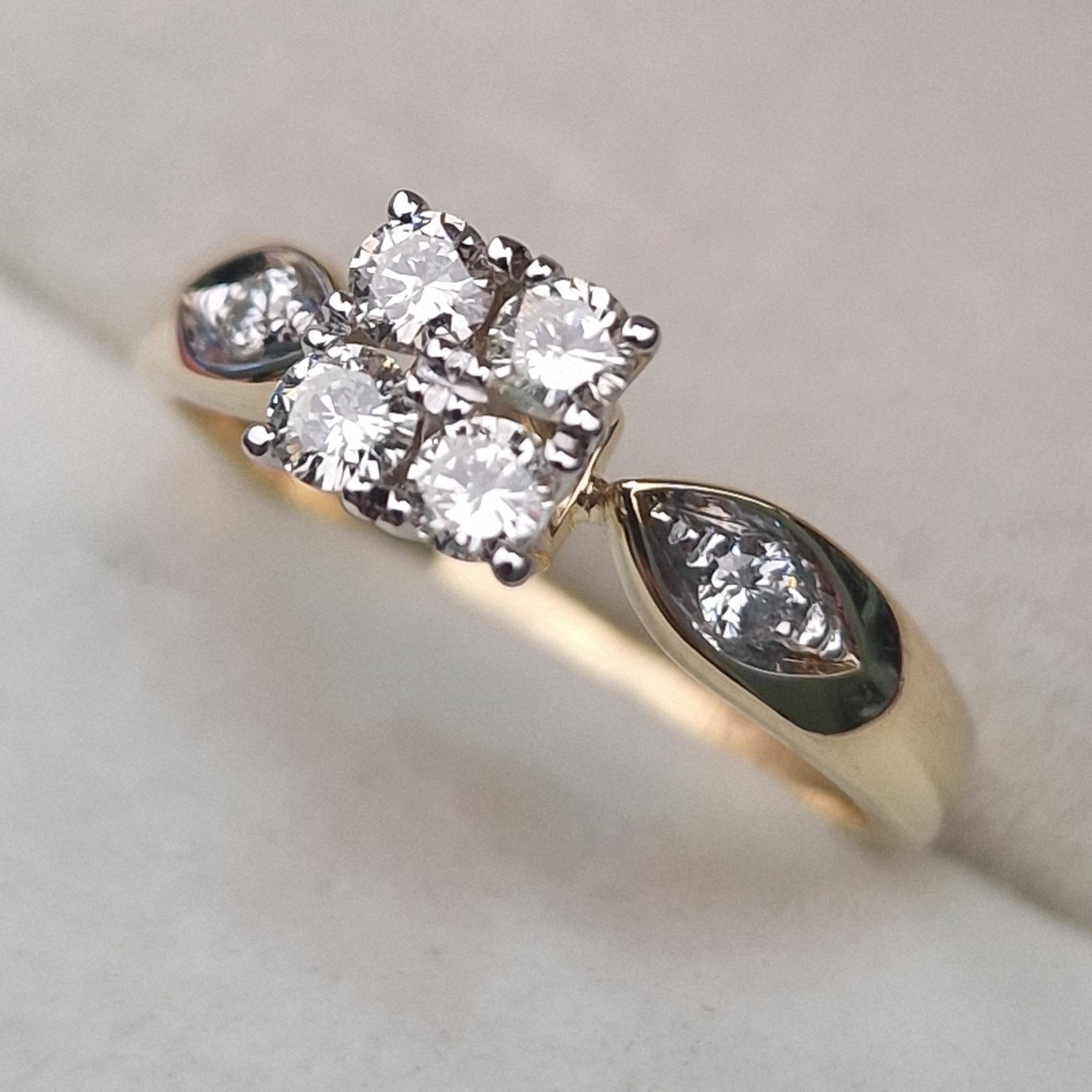 Кольцо Deimantas 104928310 17р 2,96гр 0,39ct. купить,NaN