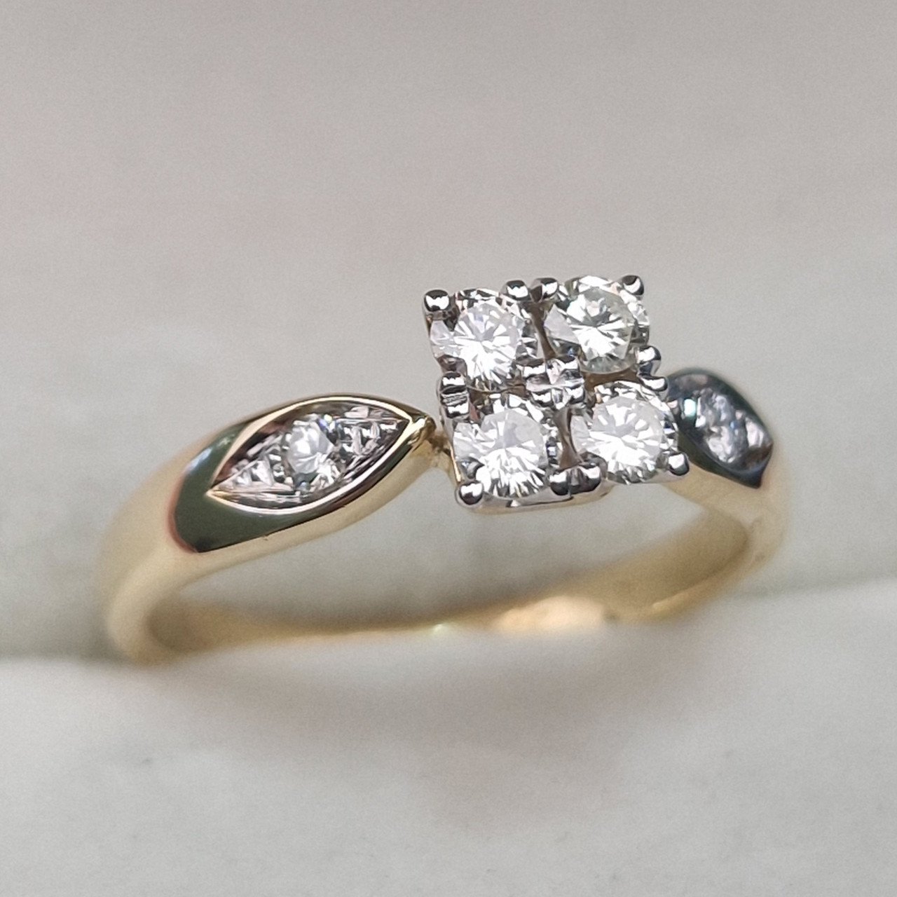 Кольцо Deimantas 104928310 17р 2,96гр 0,39ct. купить,NaN