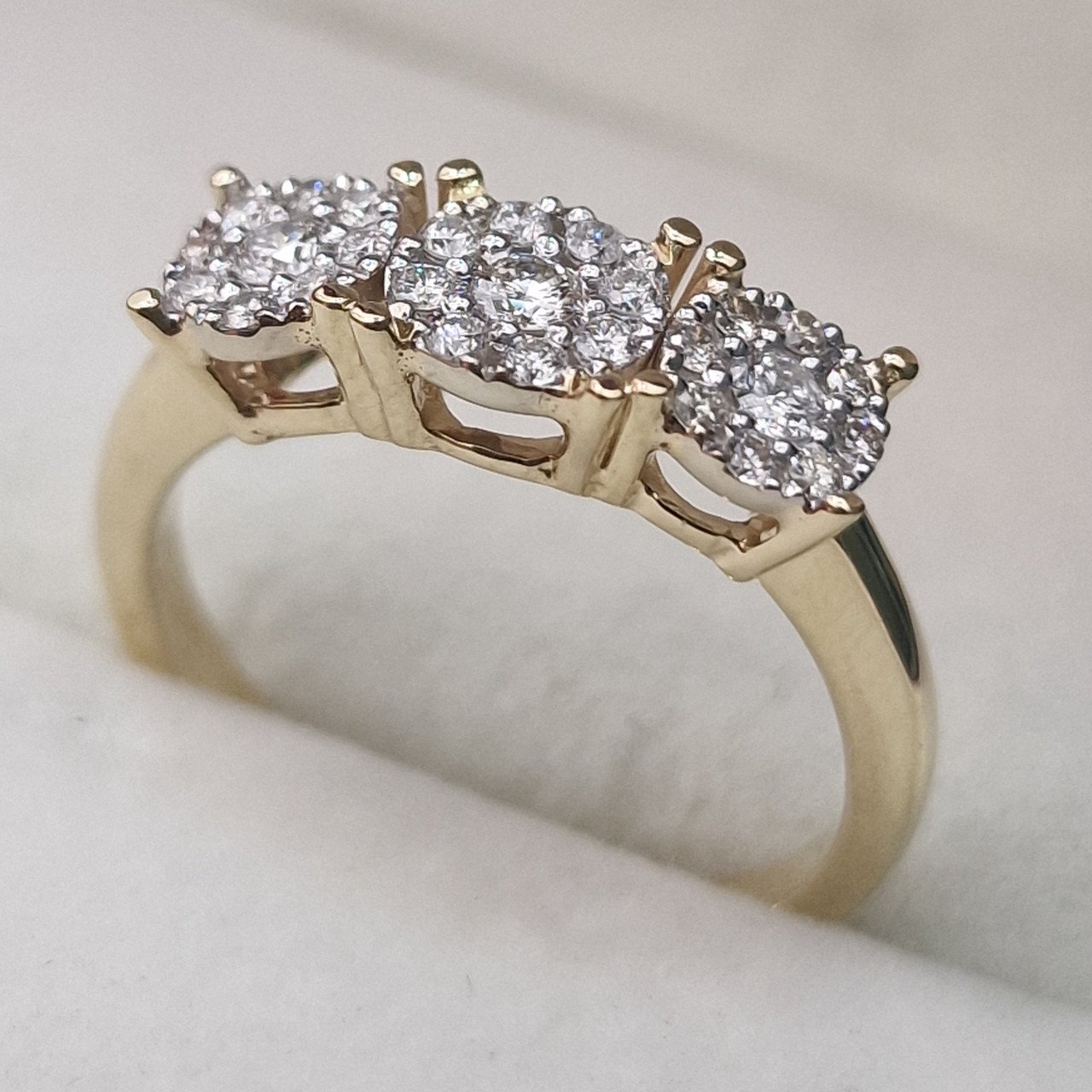Кольцо Deimantas 104943330 17,5р 3,77гр 0,36ct. купить,NaN