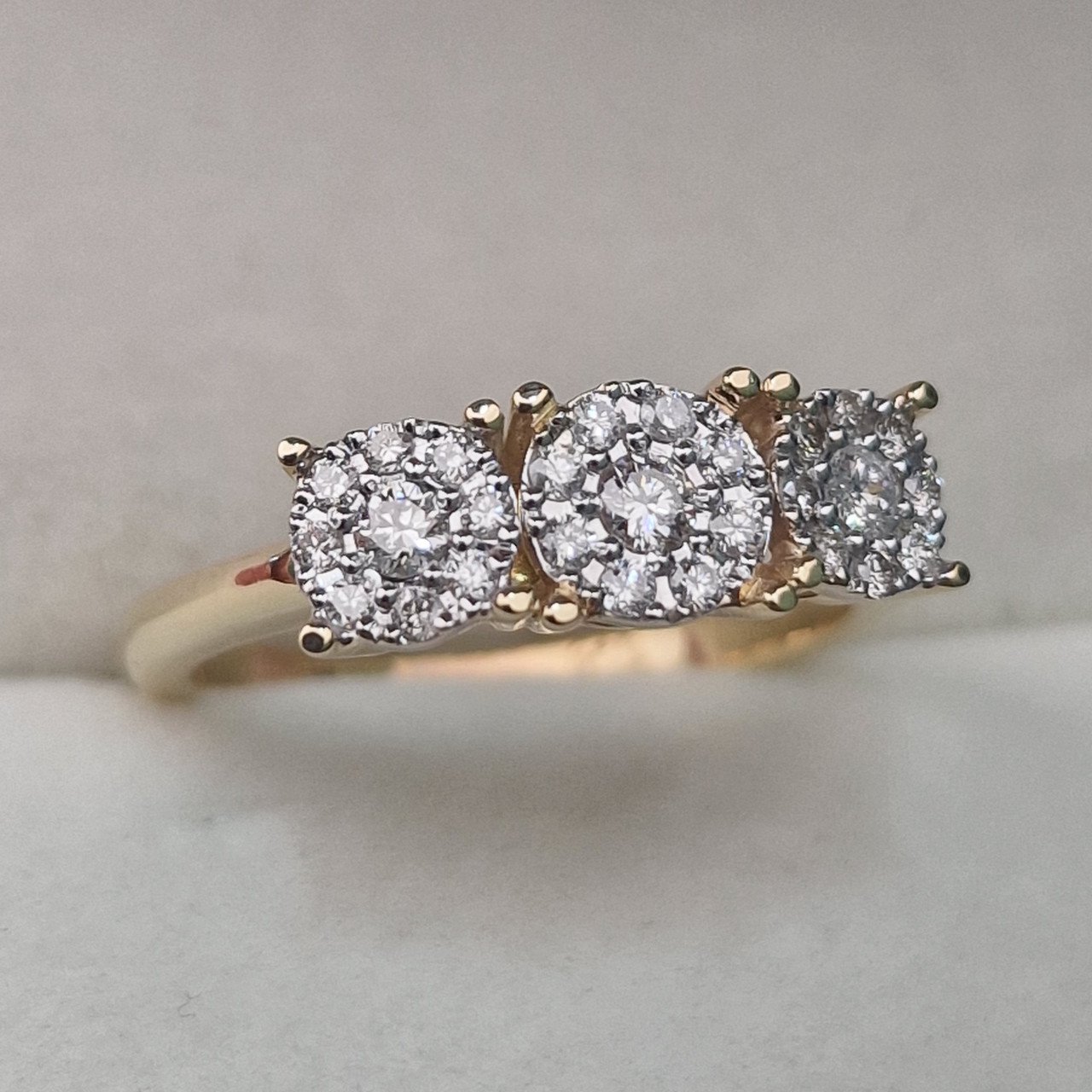 Кольцо Deimantas 104943330 17,5р 3,77гр 0,36ct. купить,NaN