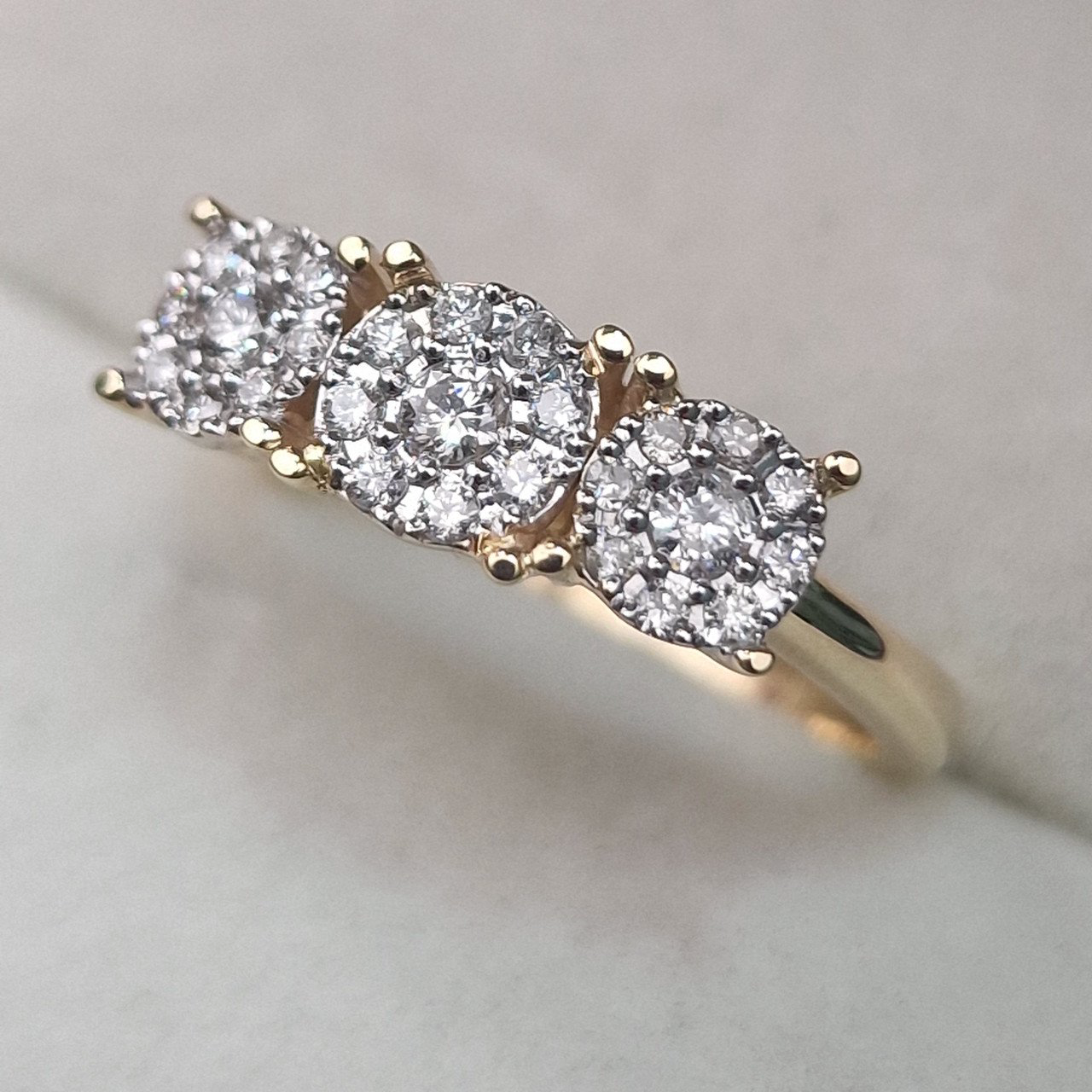 Кольцо Deimantas 104943330 17,5р 3,77гр 0,36ct. купить,NaN