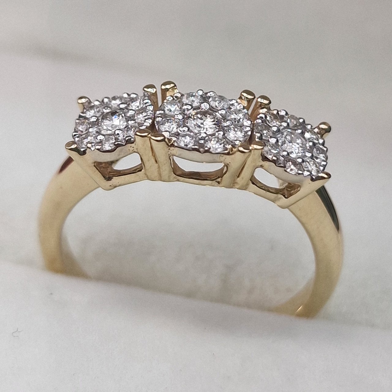 Кольцо Deimantas 104943330 17,5р 3,77гр 0,36ct. купить,NaN