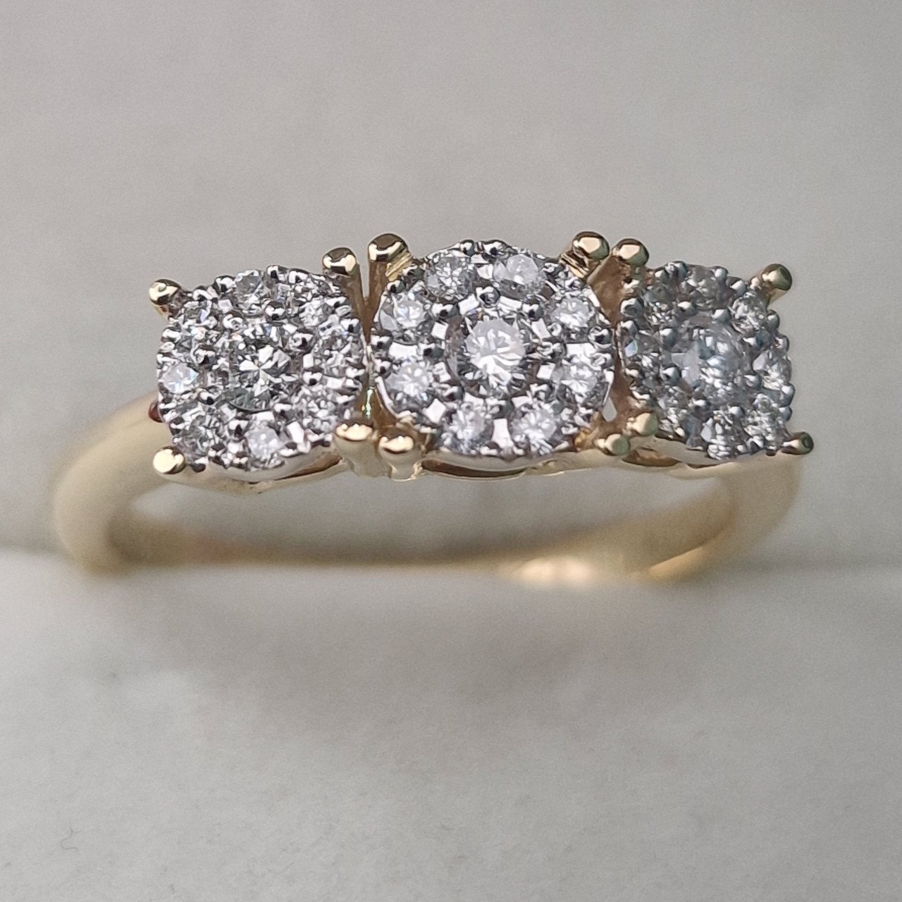 Кольцо Deimantas 104943330 17,5р 3,77гр 0,36ct. купить,NaN