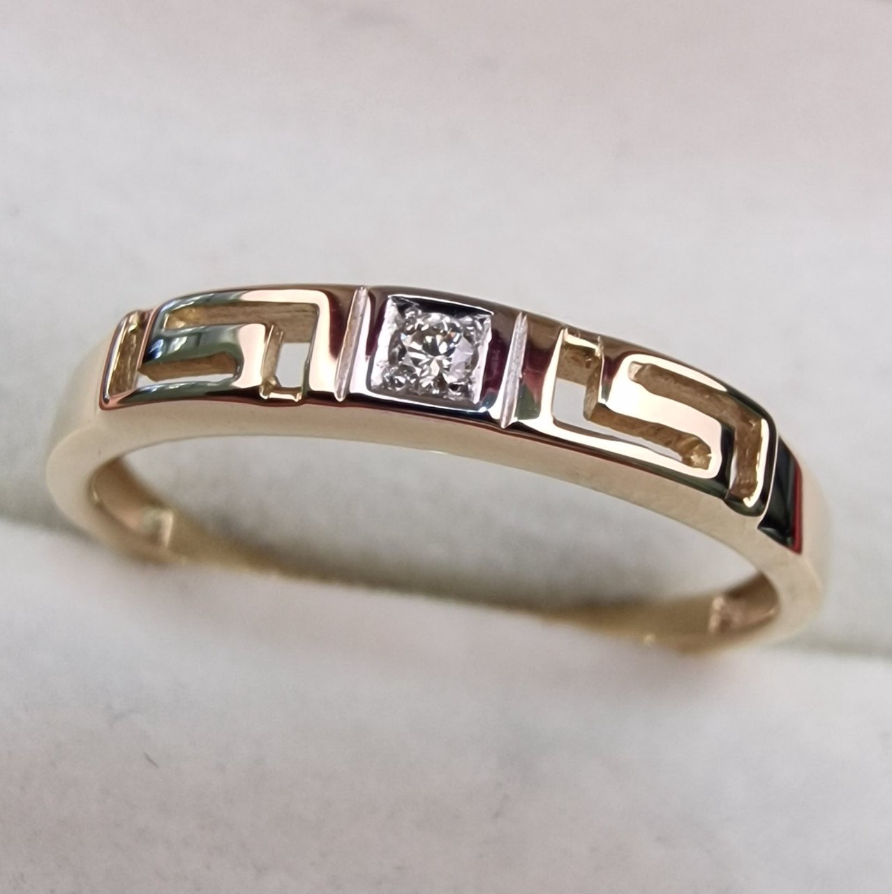 Кольцо Deimantas 104316956 18р 1,71гр 0,02ct. купить,NaN