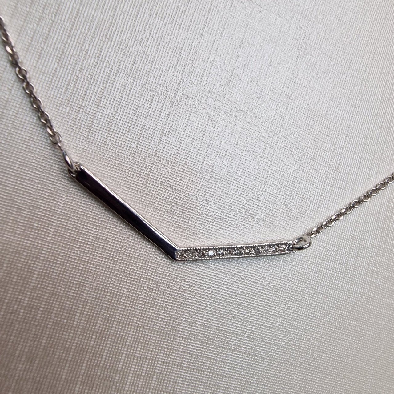 Колье Deimantas 104193990 45см 2,86гр 0,044ct. купить,NaN