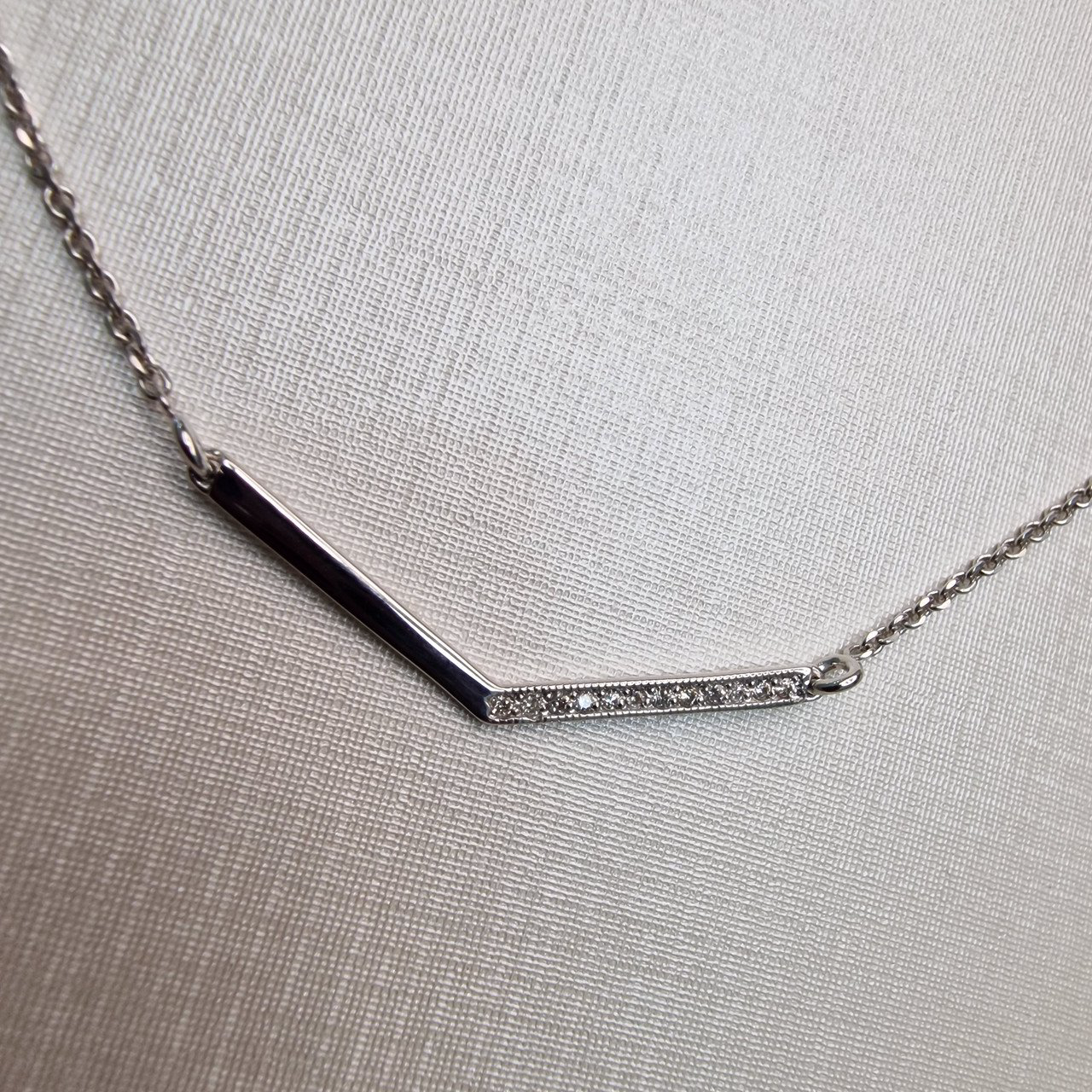 Колье Deimantas 104193990 45см 2,86гр 0,044ct. купить,NaN