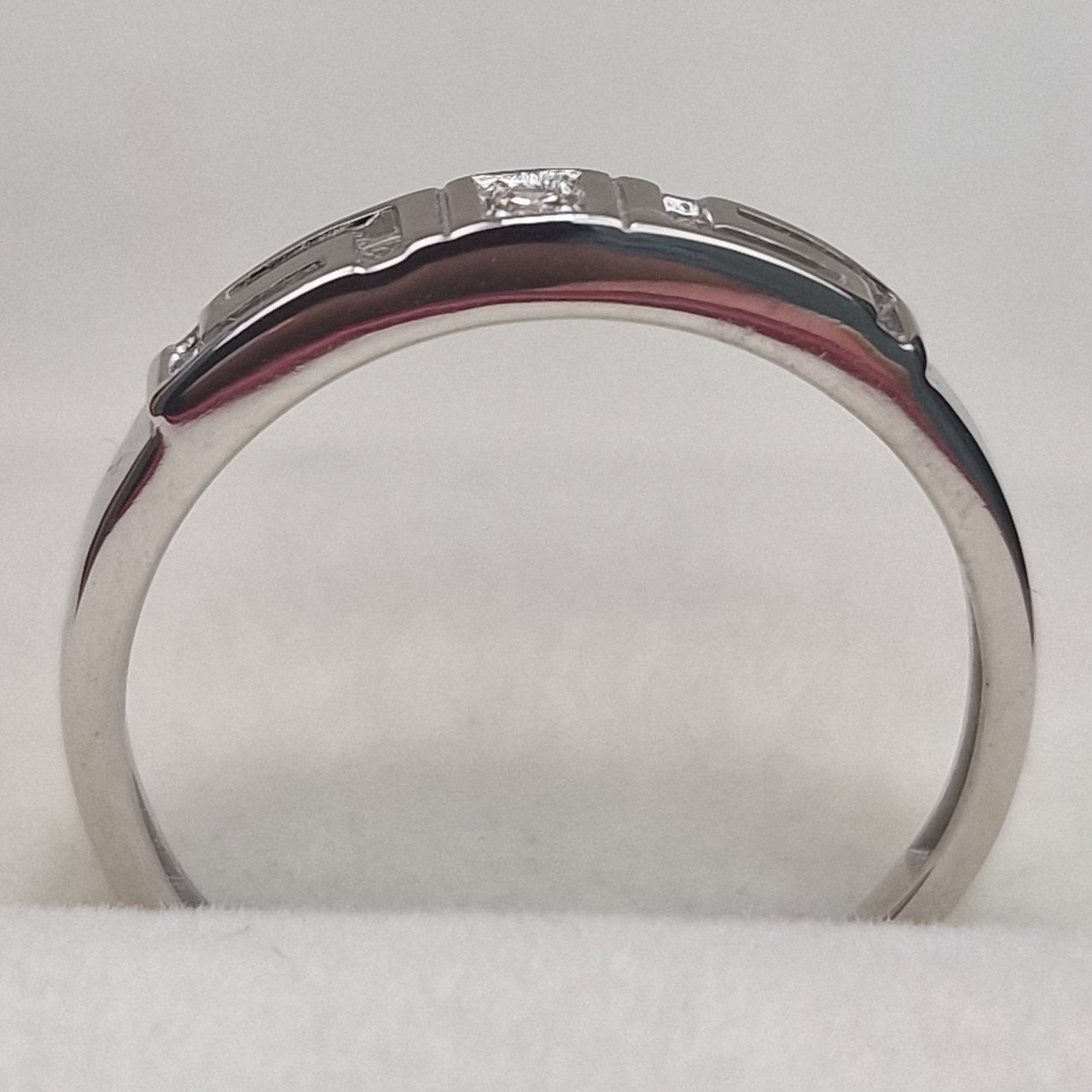 Кольцо Deimantas 104316992 17р 1,6гр 0,02ct. купить,NaN