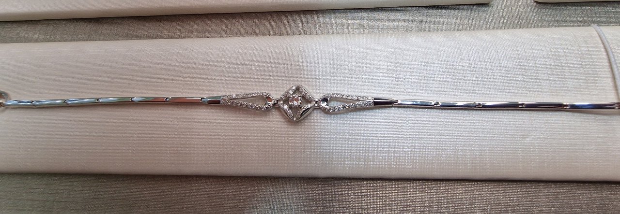 Браслет Deimantas 104317005 4,61гр 0,362ct. купить,NaN