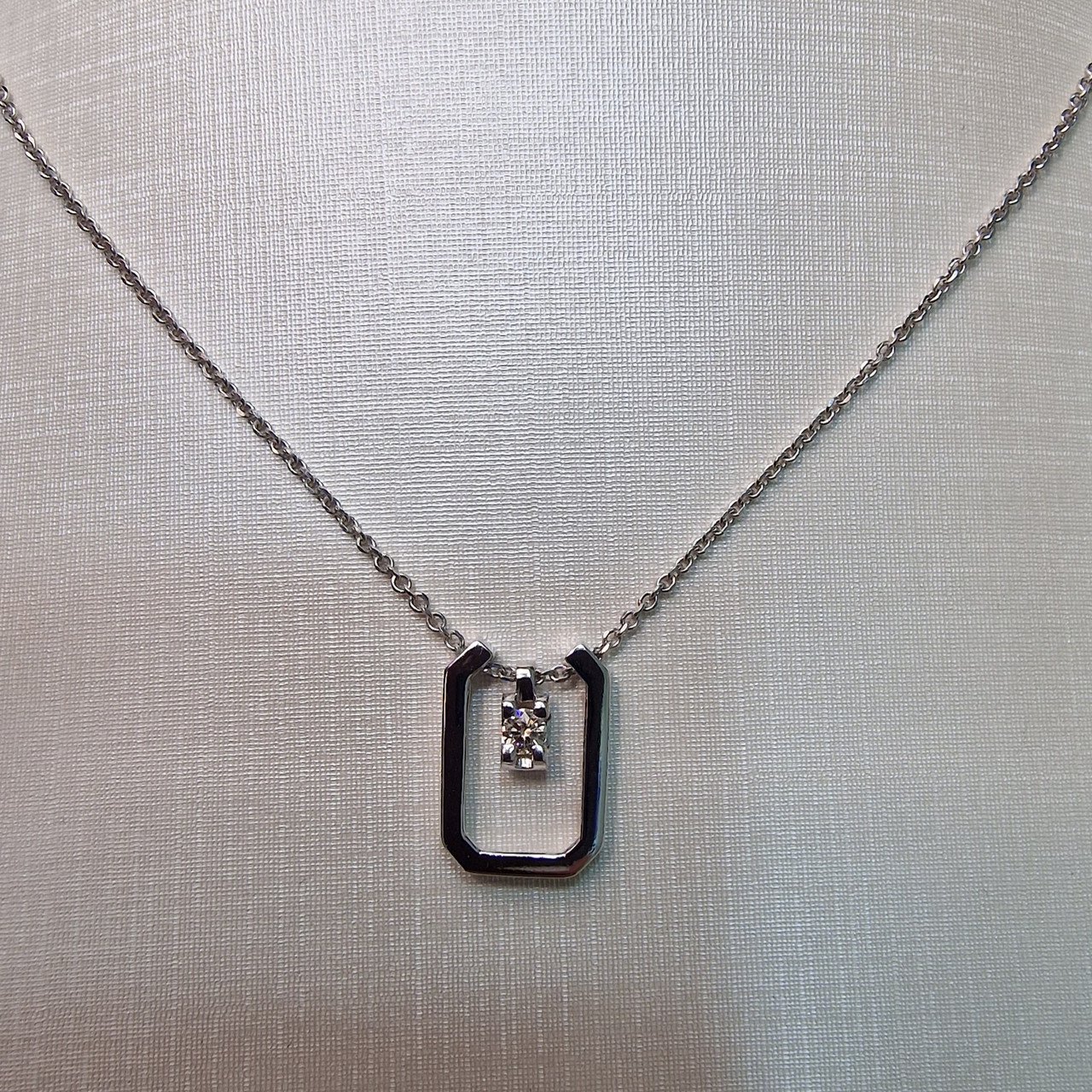 Колье Deimantas 104317011 45см 4,2гр 0,10ct. купить,NaN