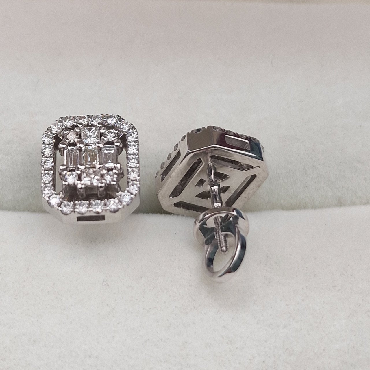 Серьги Deimantas 104946953 3,78гр 0,58ct. купить,NaN