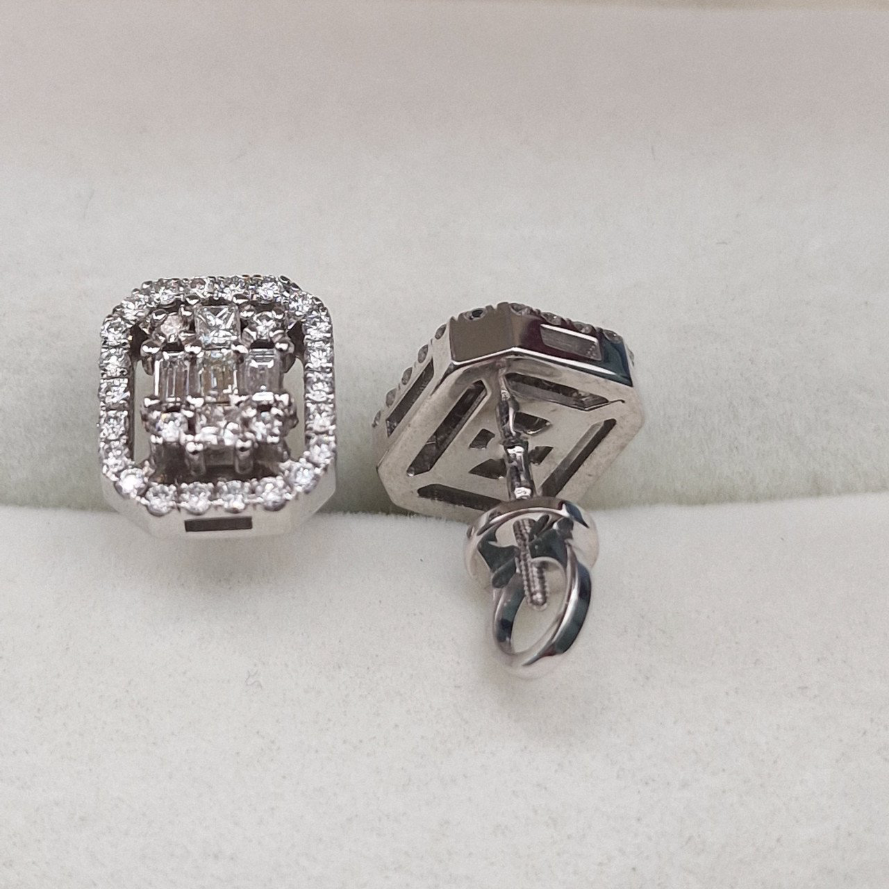 Серьги Deimantas 104946953 3,78гр 0,58ct. купить,NaN