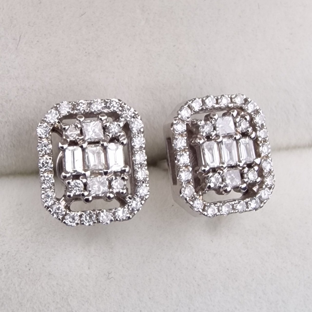 Серьги Deimantas 104946953 3,78гр 0,58ct. купить,NaN