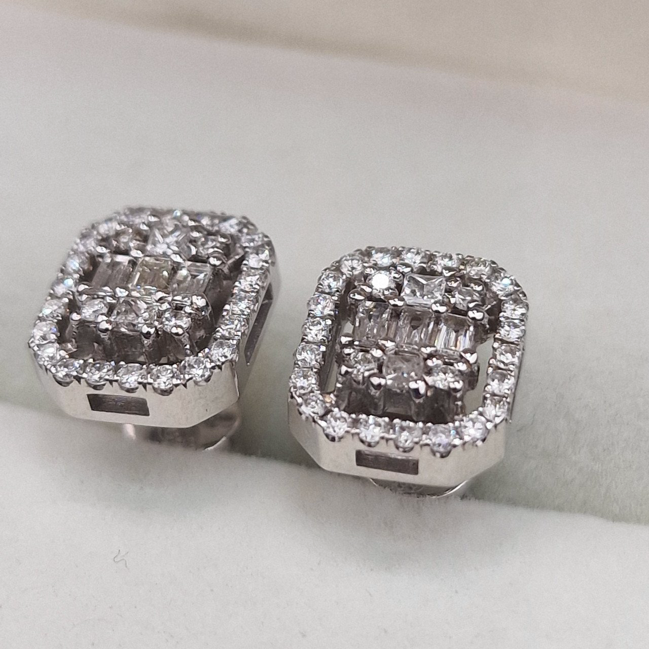 Серьги Deimantas 104946953 3,78гр 0,58ct. купить,NaN