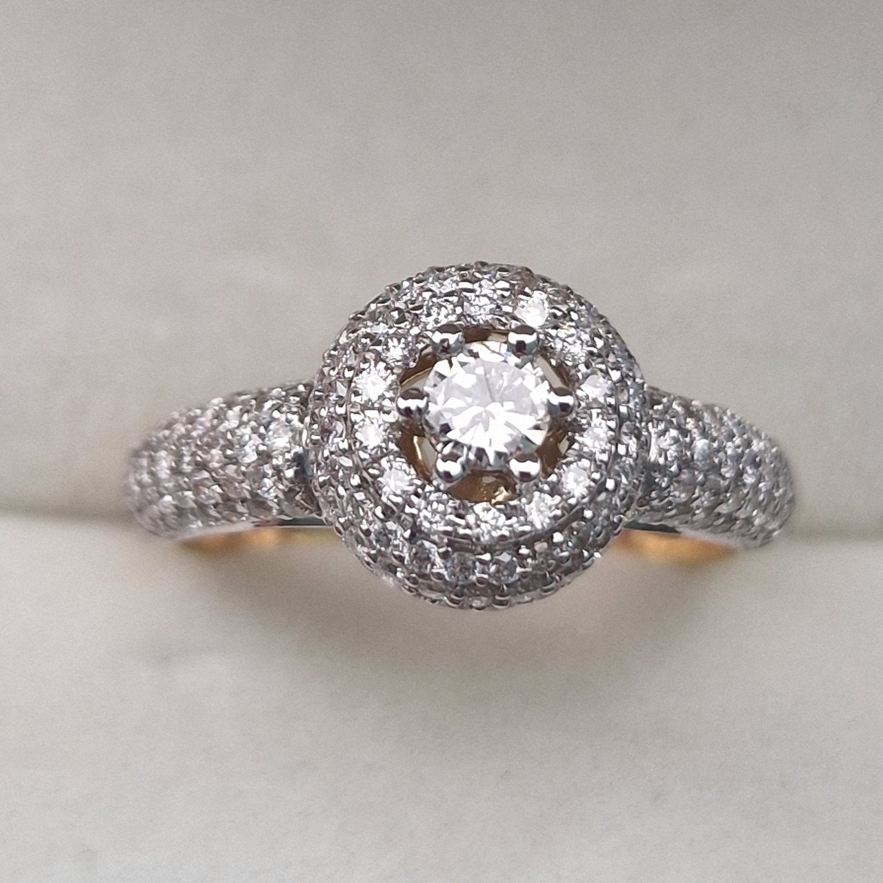Кольцо Deimantas 104947445 18р 4,11гр 1,11ct. купить,NaN