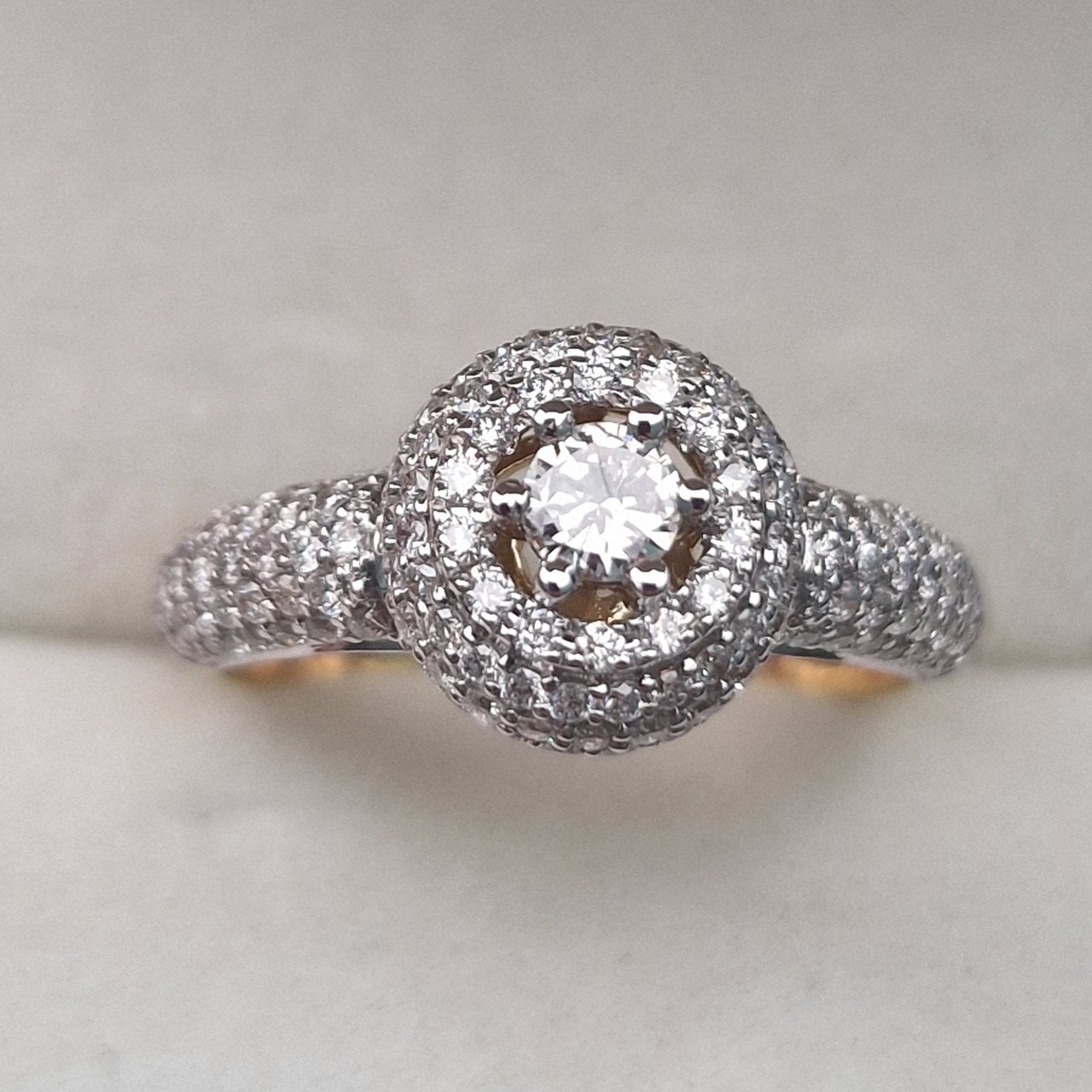 Кольцо Deimantas 104947445 18р 4,11гр 1,11ct. купить,NaN