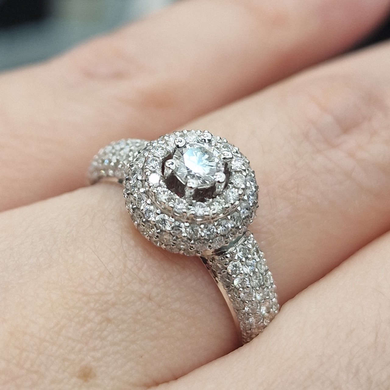 Кольцо Deimantas 104947536 18р 4,21гр 1,12ct. купить,NaN