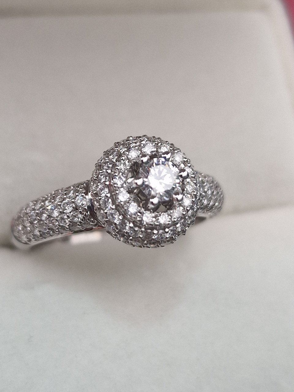 Кольцо Deimantas 104947536 18р 4,21гр 1,12ct. купить,NaN