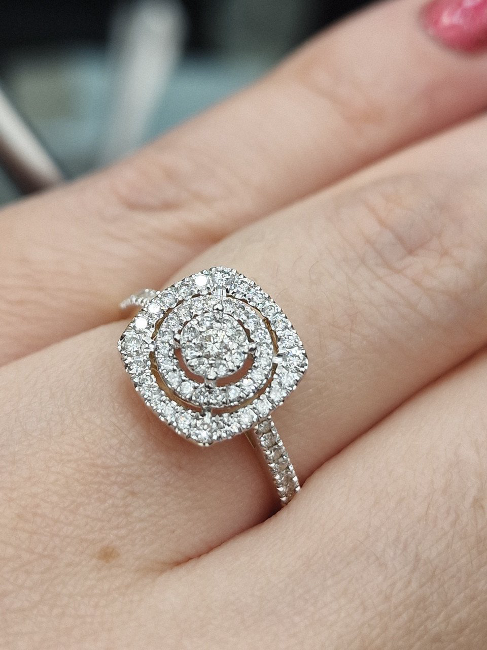 Кольцо Deimantas 104947711 17р 2,95гр 0,41ct. купить,NaN
