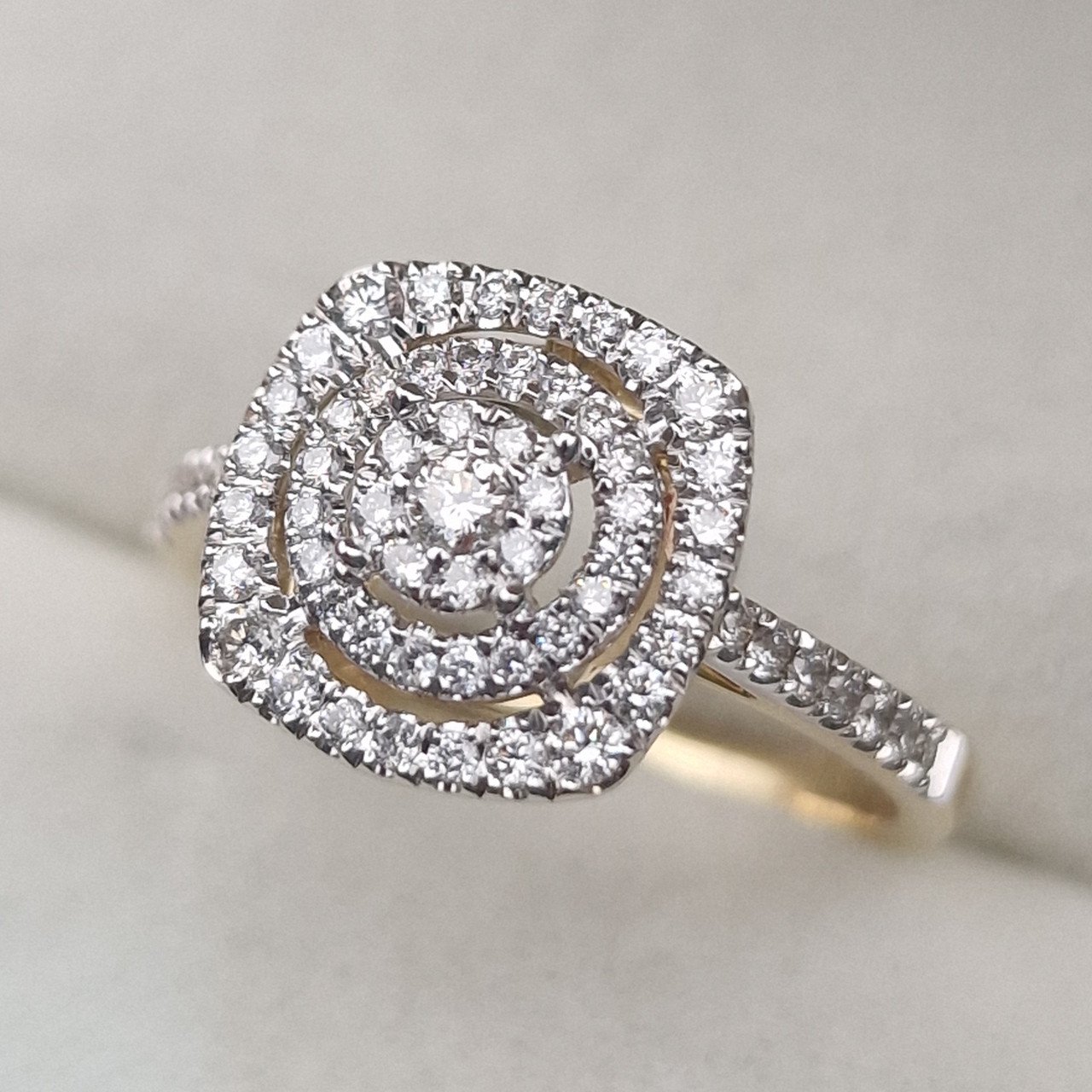 Кольцо Deimantas 104947711 17р 2,95гр 0,41ct. купить,NaN