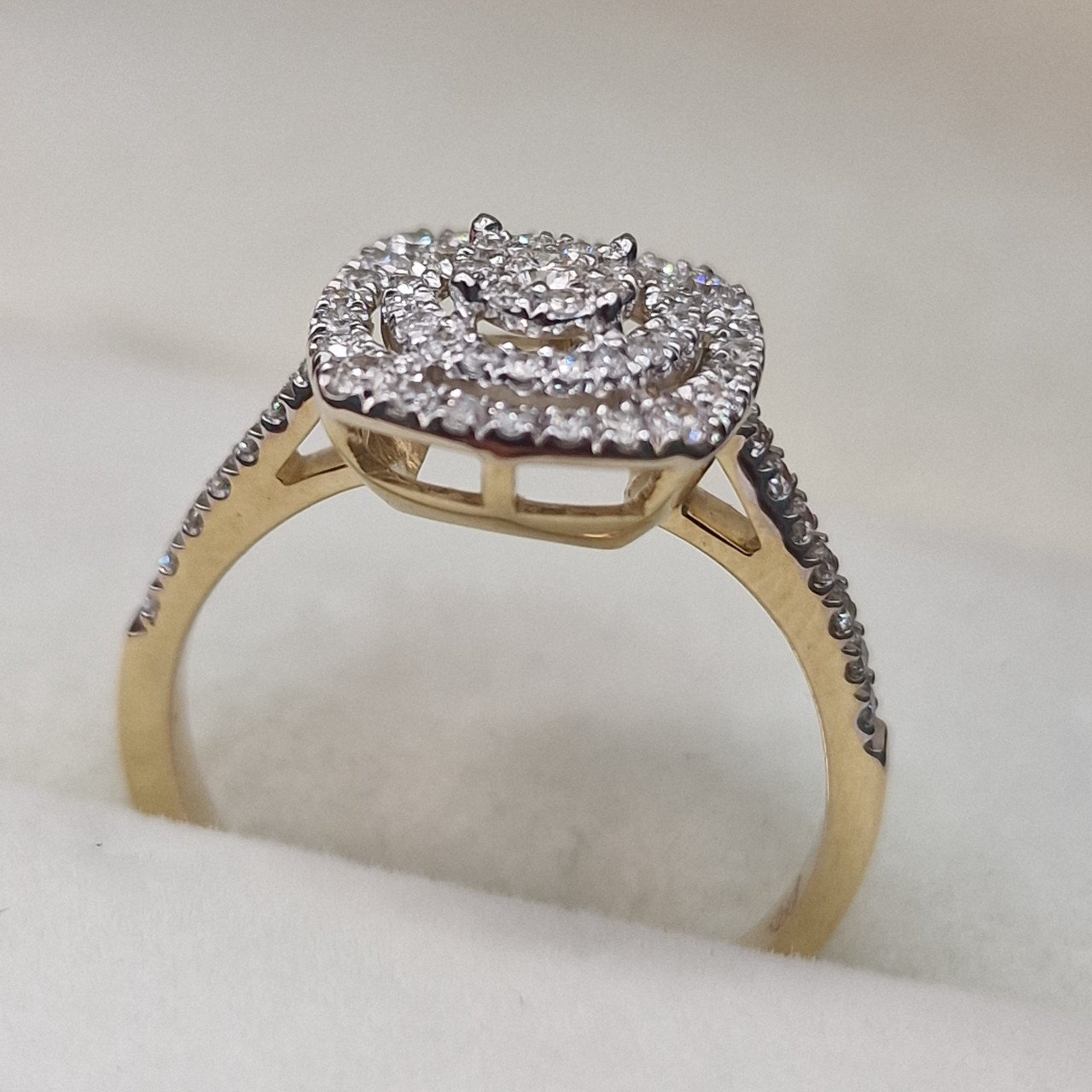 Кольцо Deimantas 104947711 17р 2,95гр 0,41ct. купить,NaN