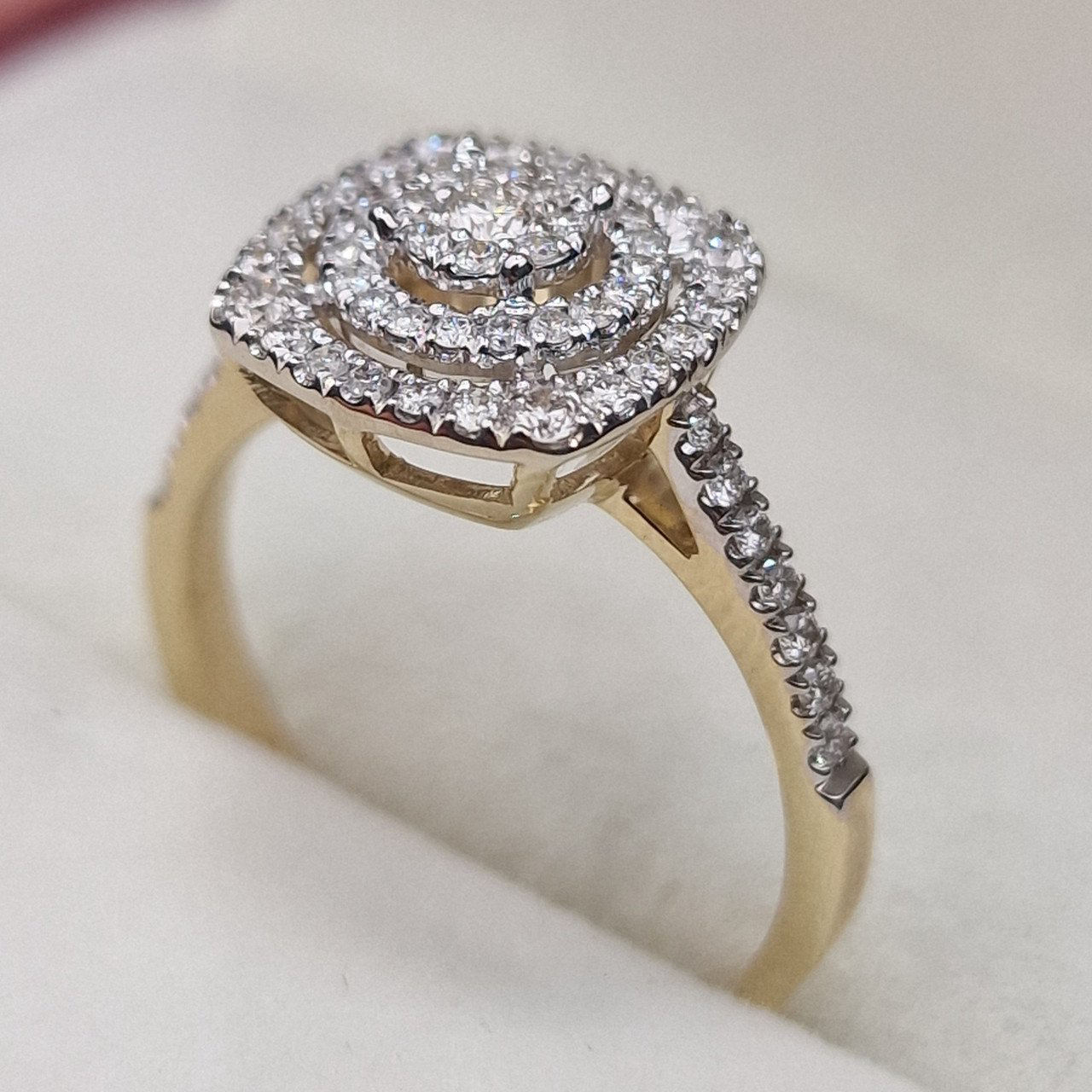 Кольцо Deimantas 104947711 17р 2,95гр 0,41ct. купить,NaN