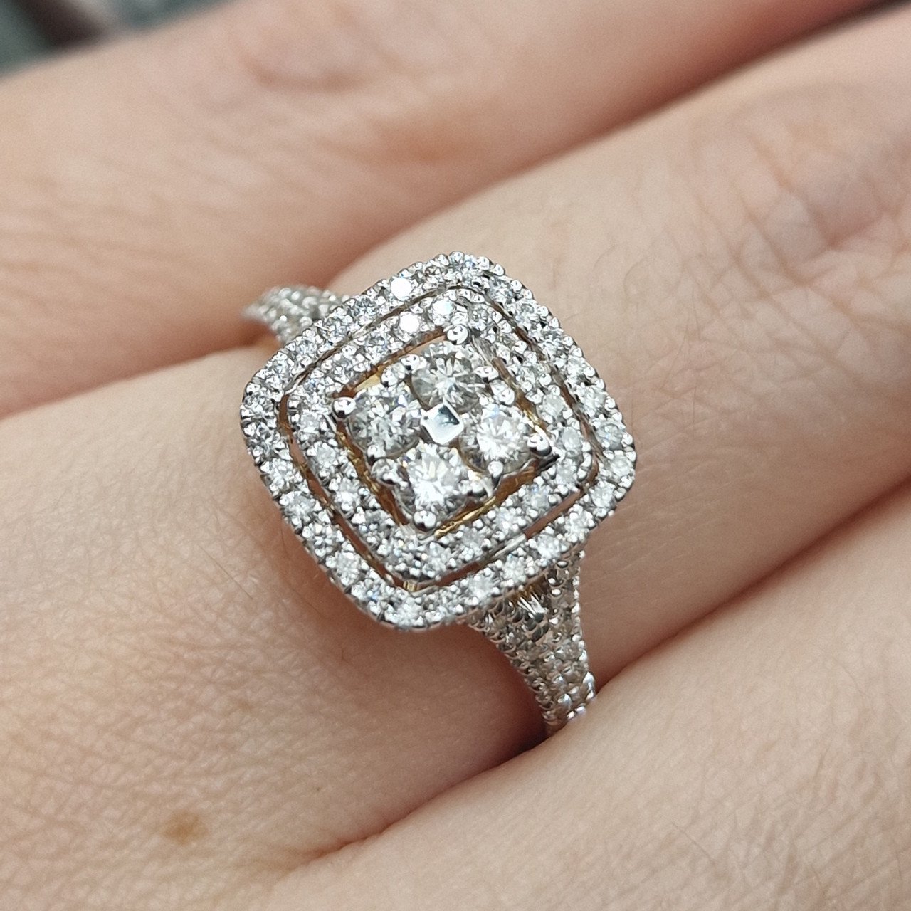 Кольцо Deimantas 104947752 17р 3,54гр 0,61ct. купить,NaN