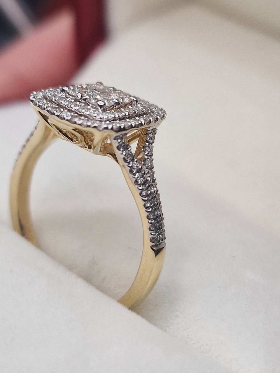 Кольцо Deimantas 104947752 17р 3,54гр 0,61ct. купить,NaN