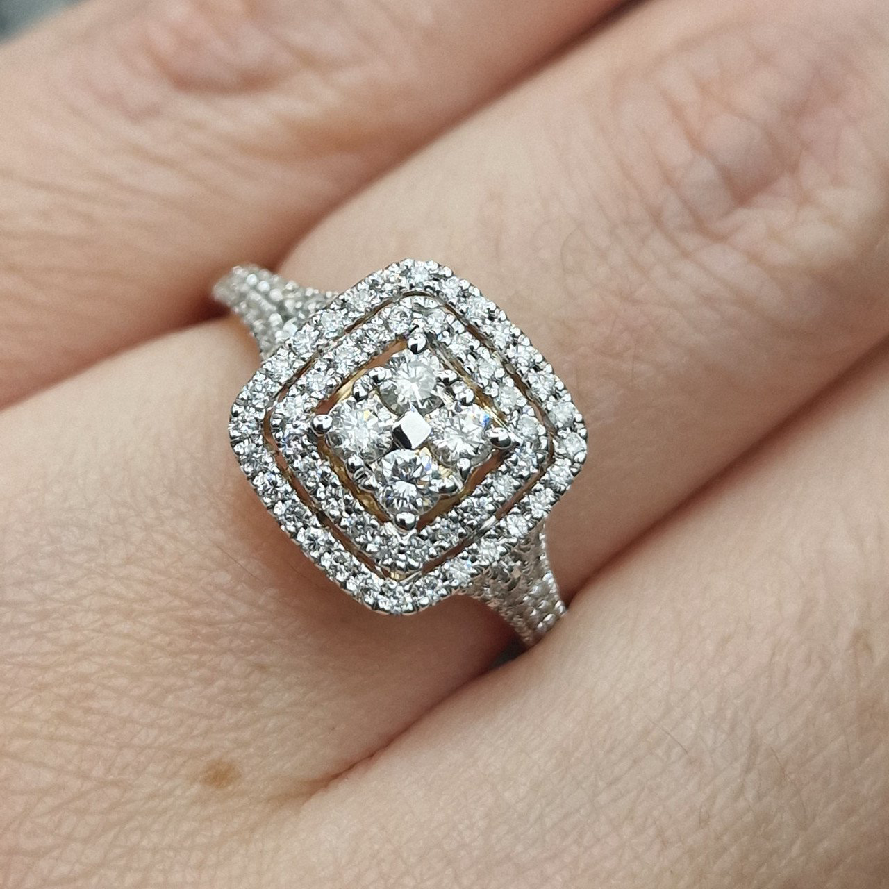 Кольцо Deimantas 104947752 17р 3,54гр 0,61ct. купить,NaN