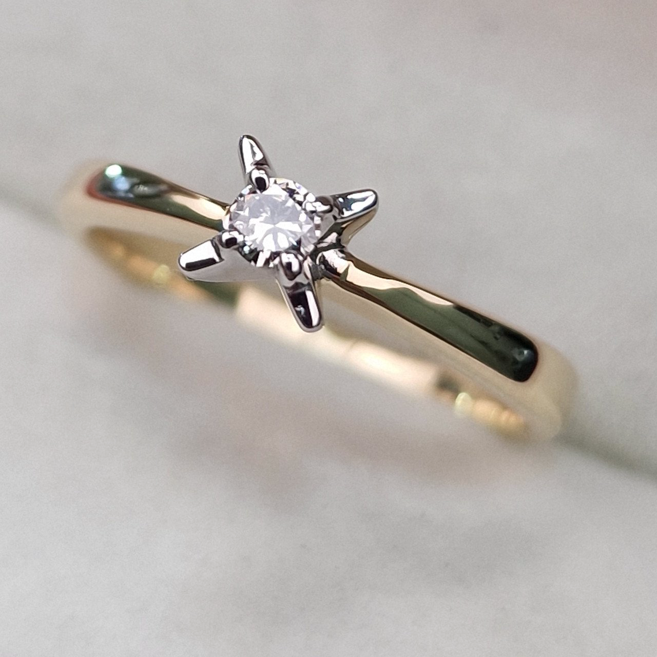 Кольцо Deimantas 104563936 16,5р 2,84гр 0,071ct. купить,NaN