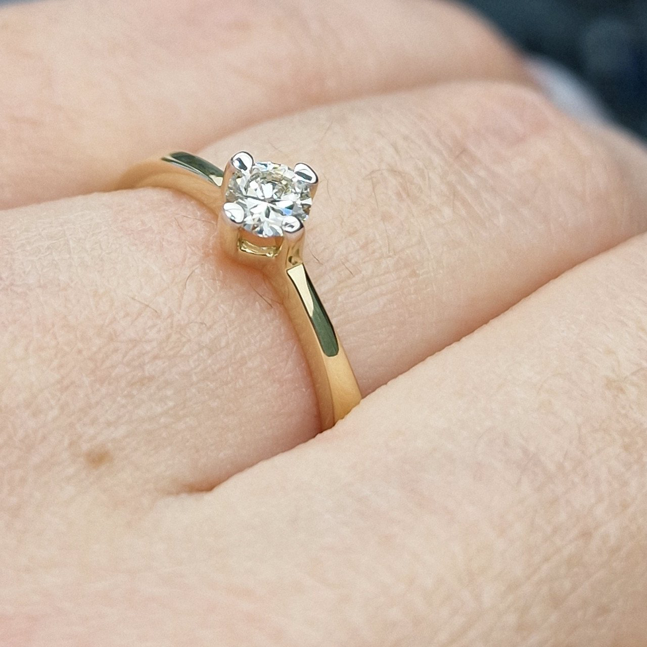 Кольцо Deimantas 104563976 17р 2,08гр 0,23ct. купить,NaN