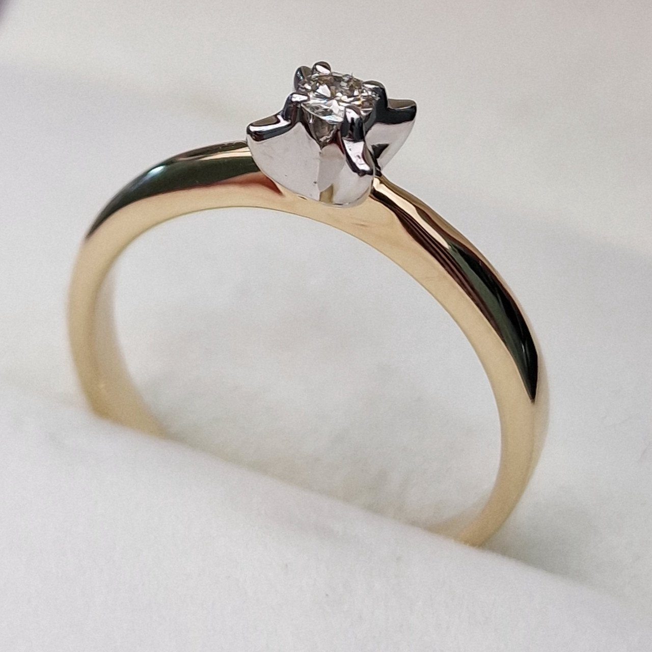 Кольцо Deimantas 104563936 16,5р 2,84гр 0,071ct. купить,NaN