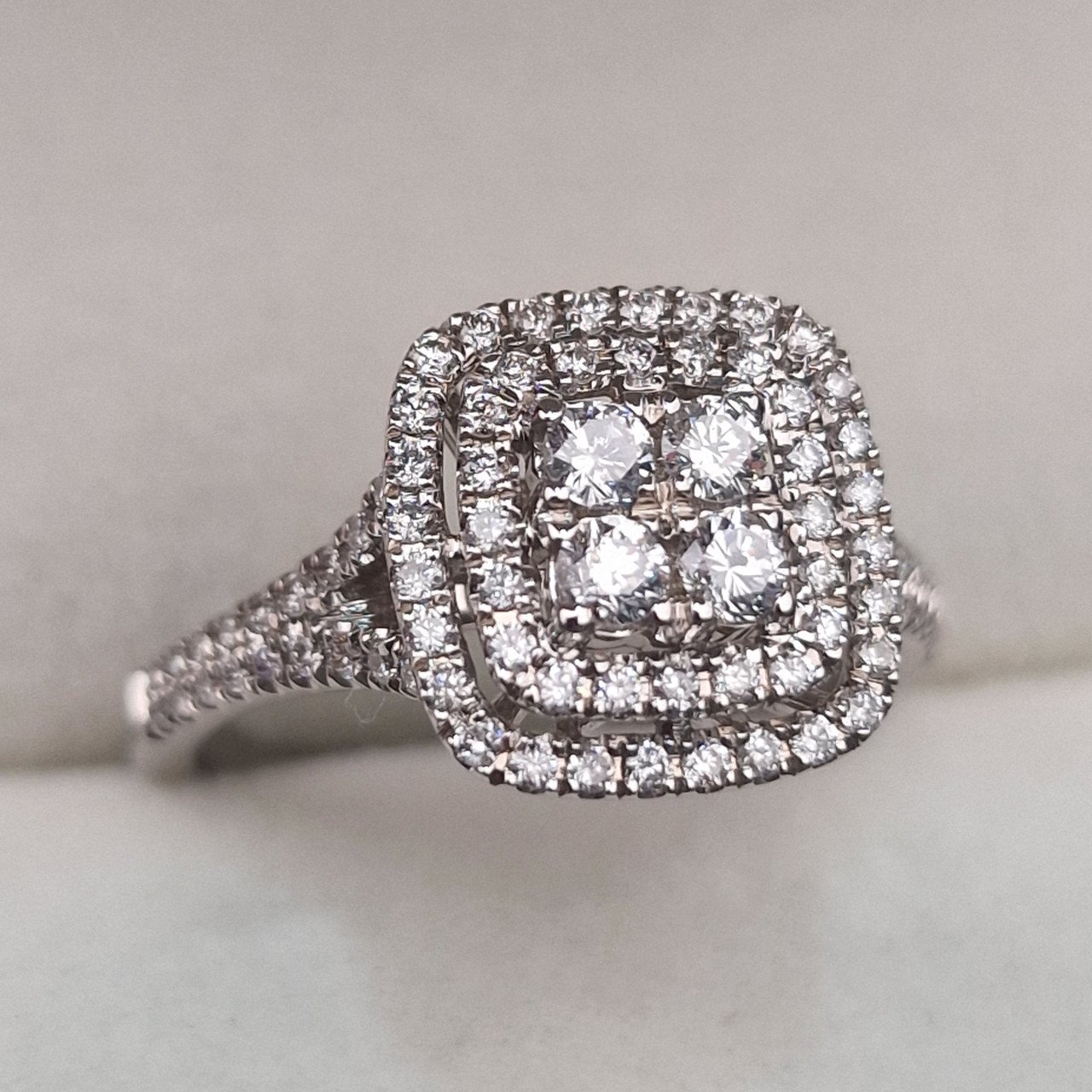 Кольцо Deimantas 104947784 17р 3,6гр 0,60ct. купить,NaN