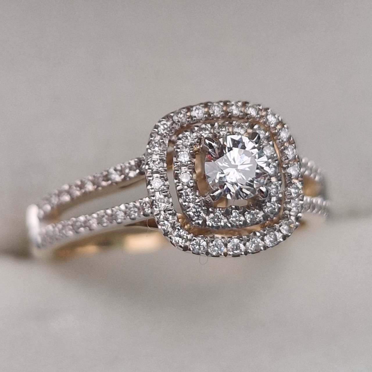 Кольцо Deimantas 104947801 17,5р 3,99гр 0,52ct. купить,NaN