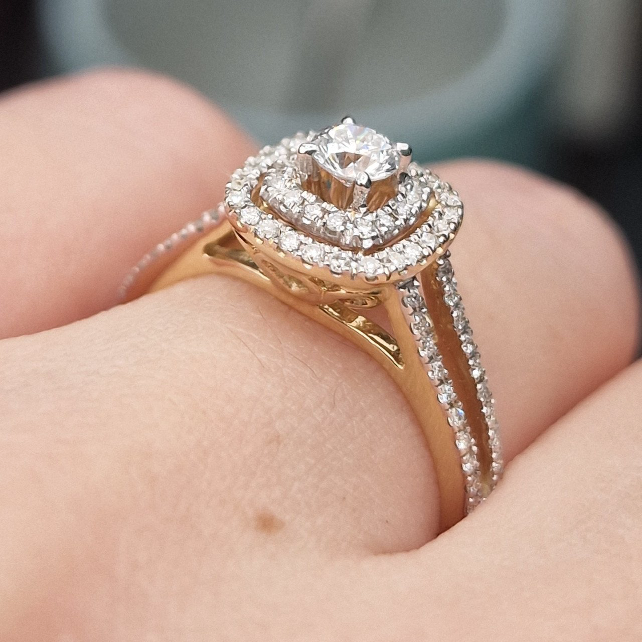 Кольцо Deimantas 104947801 17,5р 3,99гр 0,52ct. купить,NaN