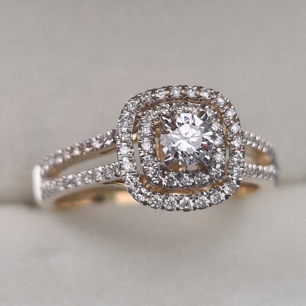 Кольцо Deimantas 104947801 17,5р 3,99гр 0,52ct. купить,NaN