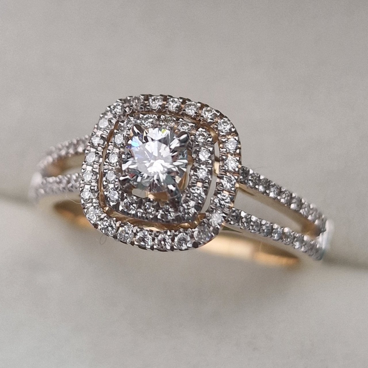 Кольцо Deimantas 104947801 17,5р 3,99гр 0,52ct. купить,NaN