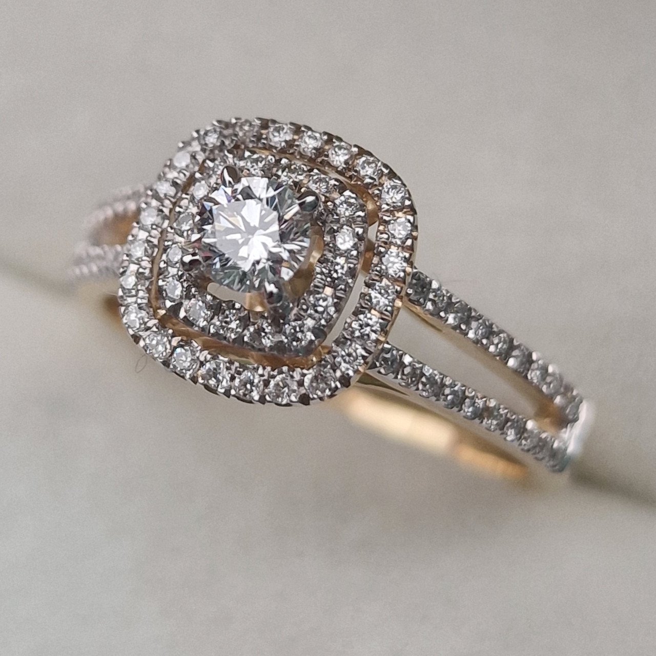 Кольцо Deimantas 104947801 17,5р 3,99гр 0,52ct. купить,NaN