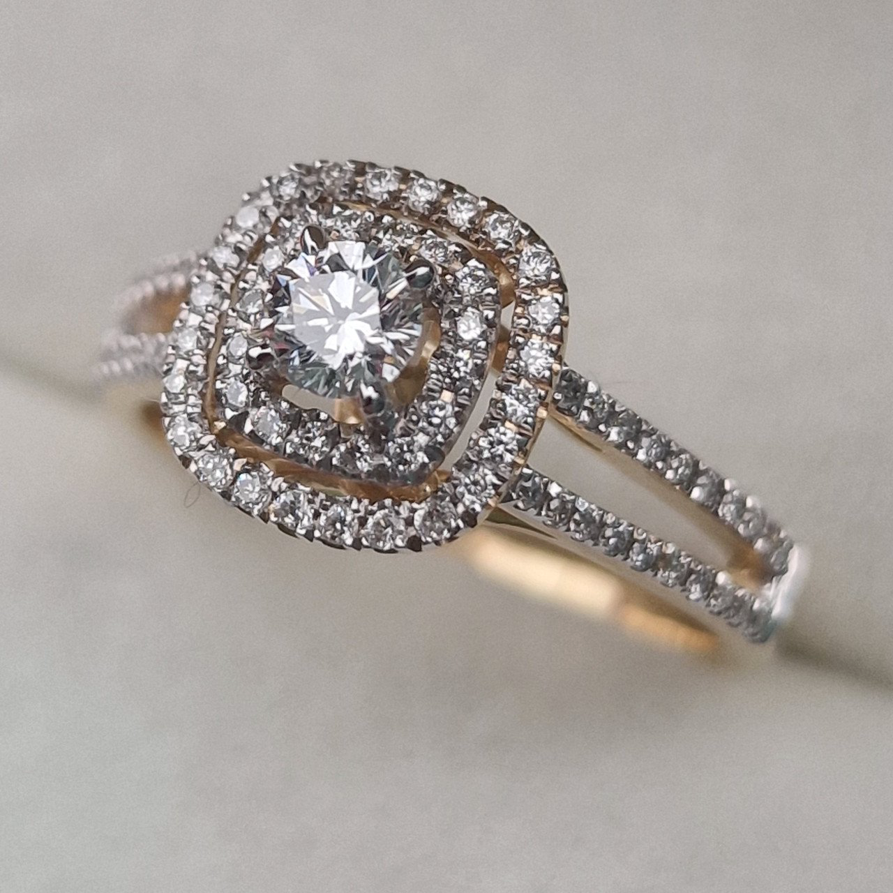 Кольцо Deimantas 104947801 17,5р 3,99гр 0,52ct. купить,NaN